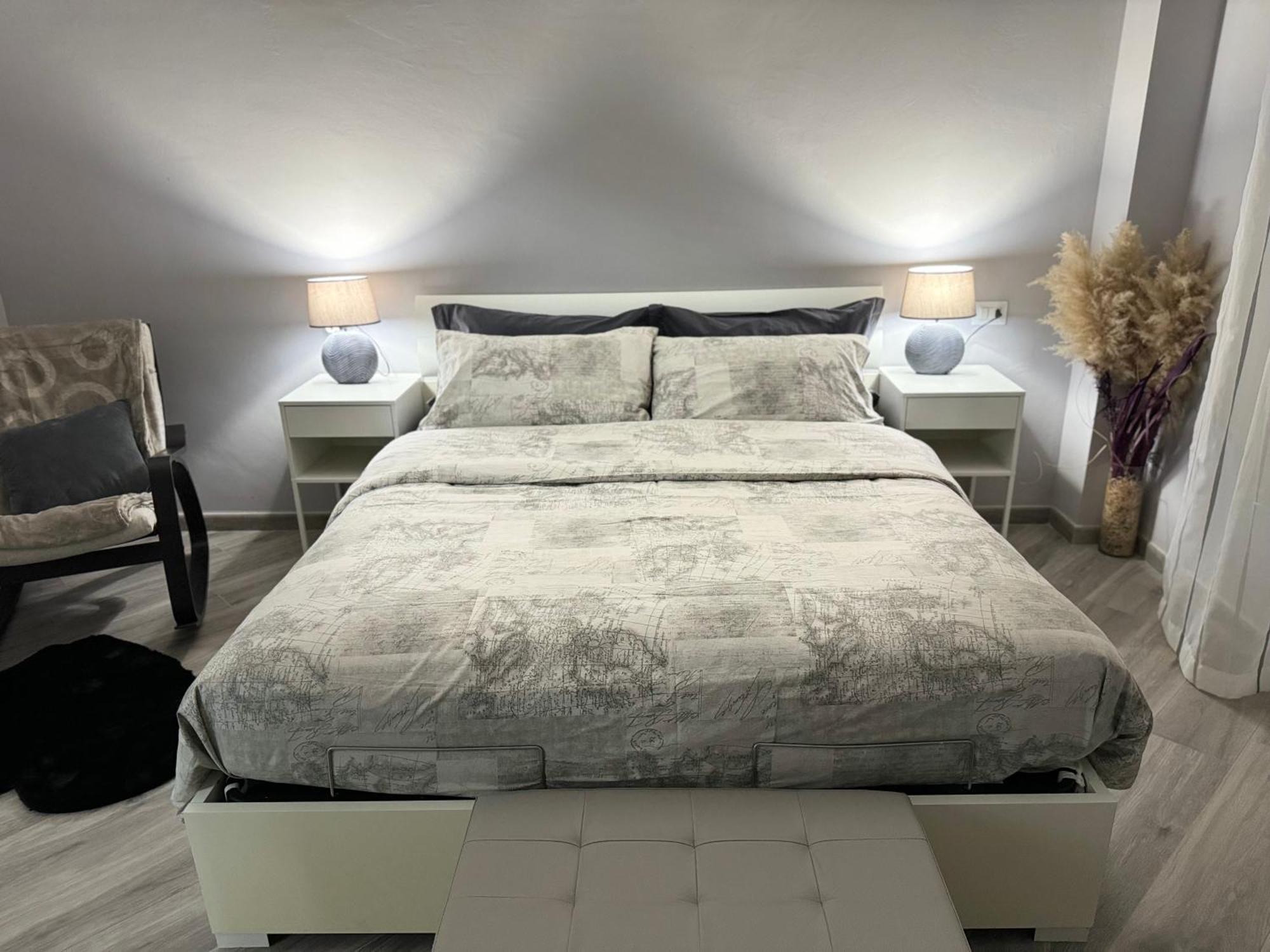 Trento House Zona Stazione Centro Storico Apartment Парма Екстериор снимка