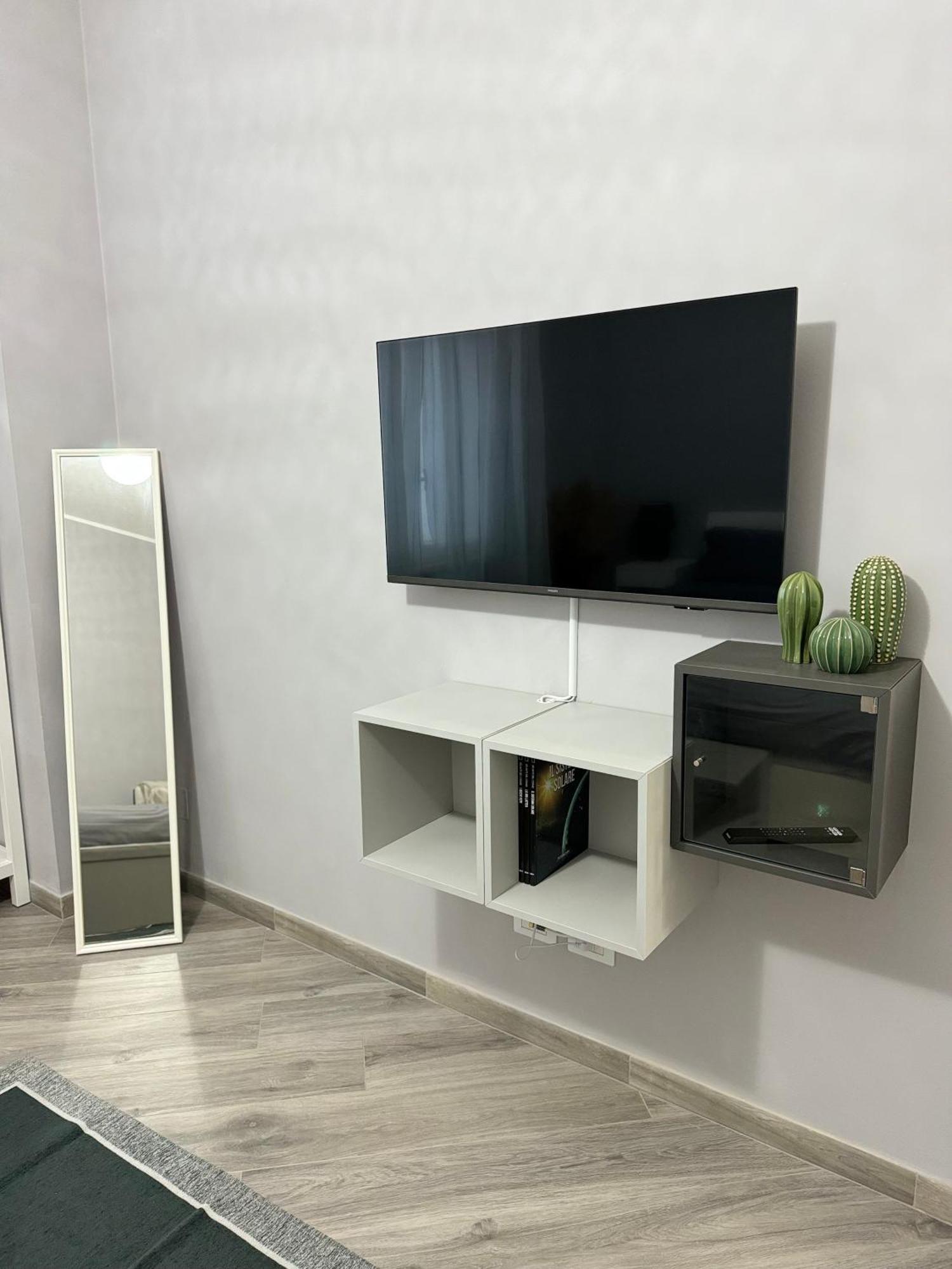 Trento House Zona Stazione Centro Storico Apartment Парма Екстериор снимка